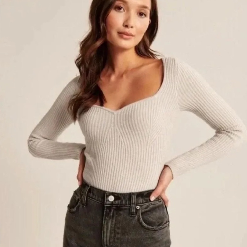 Abercrombie & Fitch Sweetheart Ribbed Bodysuit